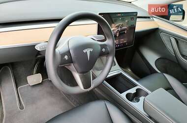 Внедорожник / Кроссовер Tesla Model Y 2024 в 