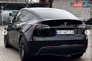Позашляховик / Кросовер Tesla Model Y 2021 в 
