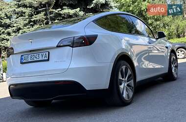 Внедорожник / Кроссовер Tesla Model Y 2021 в 