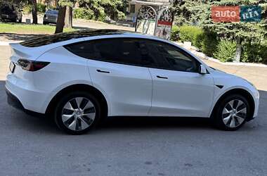 Внедорожник / Кроссовер Tesla Model Y 2021 в 