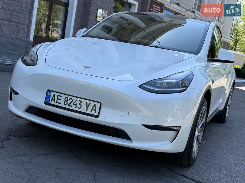 Позашляховик / Кросовер Tesla Model Y 2021 в Кам'янському