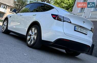 Внедорожник / Кроссовер Tesla Model Y 2021 в 