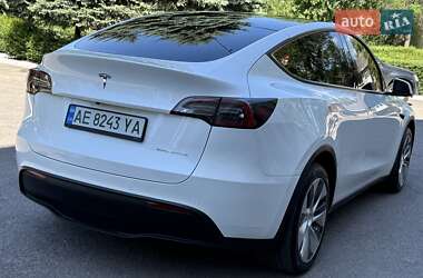 Внедорожник / Кроссовер Tesla Model Y 2021 в 