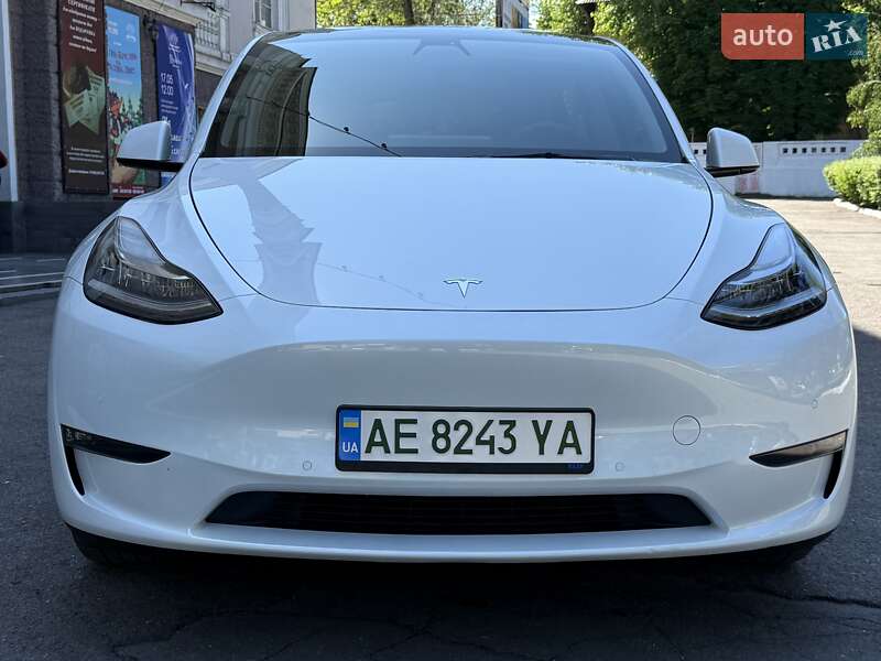 Позашляховик / Кросовер Tesla Model Y 2021 в Кам'янському