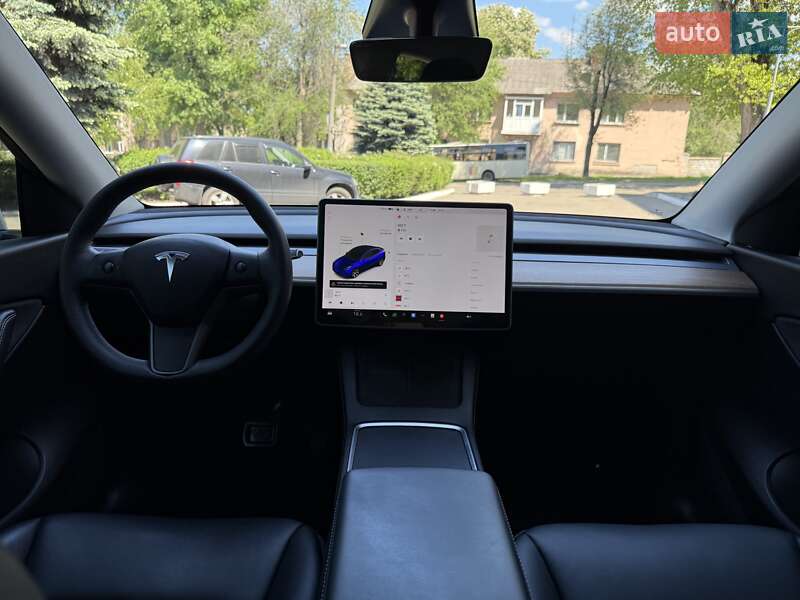 Позашляховик / Кросовер Tesla Model Y 2021 в Кам'янському