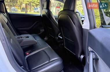 Внедорожник / Кроссовер Tesla Model Y 2021 в 