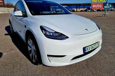 Внедорожник / Кроссовер Tesla Model Y 2023 в Киеве