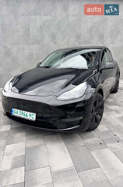 Внедорожник / Кроссовер Tesla Model Y 2022 в Киеве