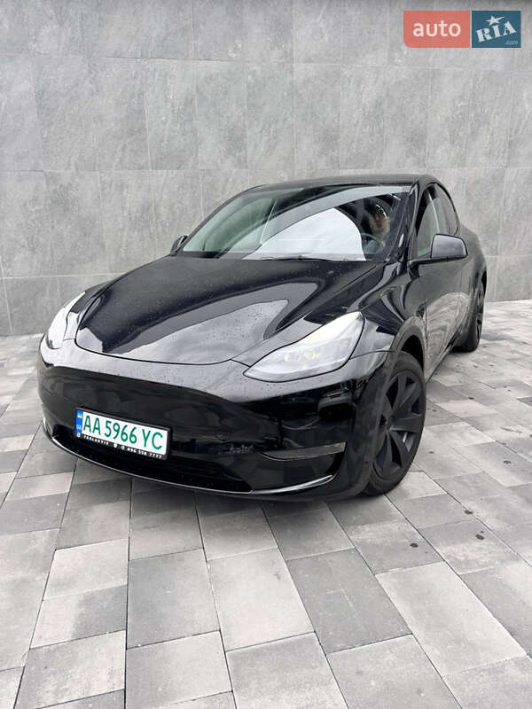 Позашляховик / Кросовер Tesla Model Y 2022 в 