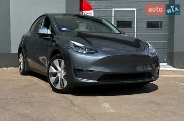 Tesla Model Y 2023 Tesla Model Y 2023