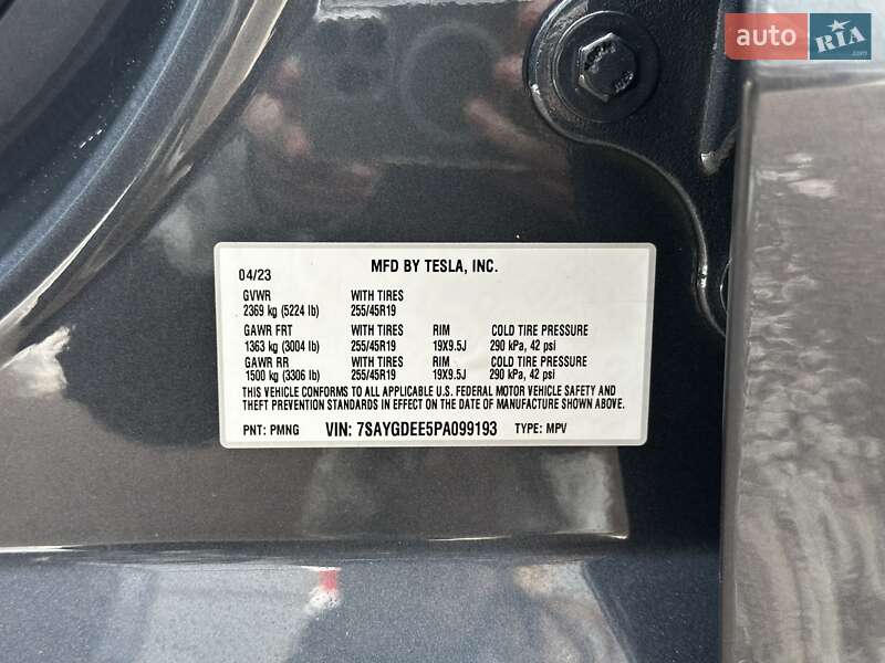 Внедорожник / Кроссовер Tesla Model Y 2023 в Киеве