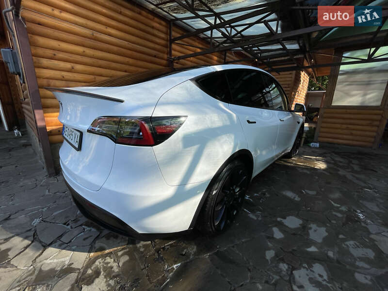 Внедорожник / Кроссовер Tesla Model Y 2021 в Днепре