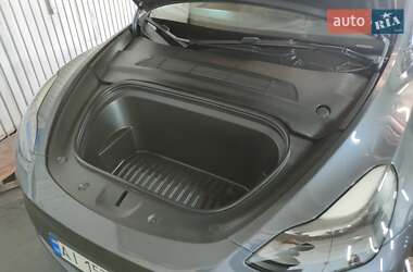 Позашляховик / Кросовер Tesla Model Y 2023 в 