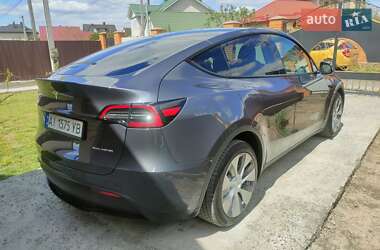 Позашляховик / Кросовер Tesla Model Y 2023 в 