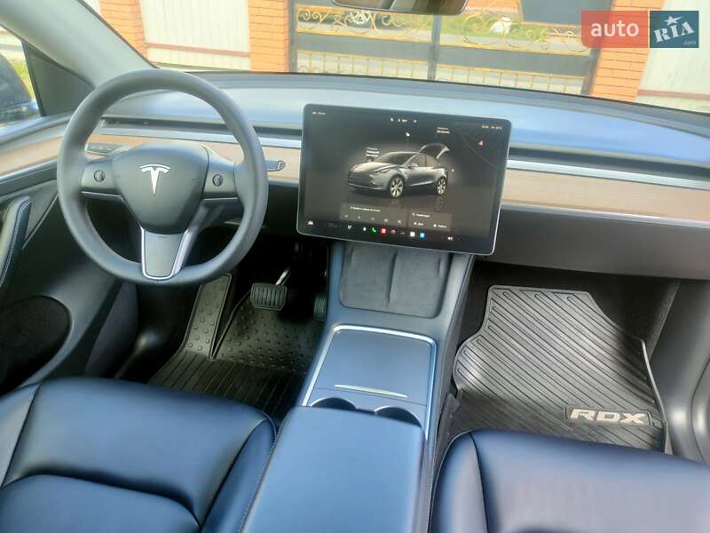 Позашляховик / Кросовер Tesla Model Y 2023 в Києві