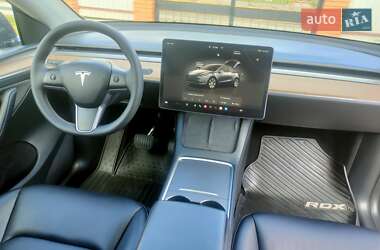 Позашляховик / Кросовер Tesla Model Y 2023 в 