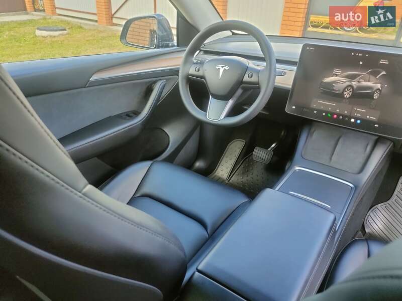 Позашляховик / Кросовер Tesla Model Y 2023 в Києві