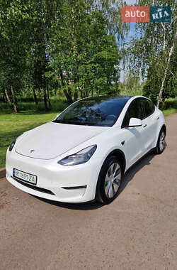 Внедорожник / Кроссовер Tesla Model Y 2023 в Ровно