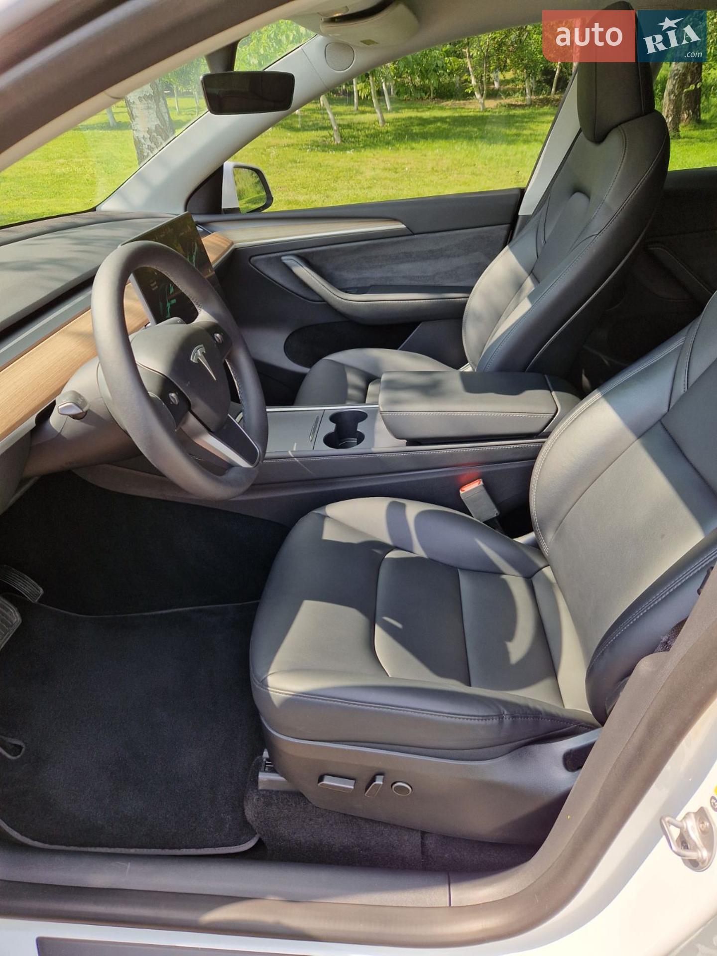2023 Tesla Model Y - мініатюра 8