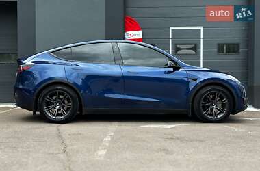 Внедорожник / Кроссовер Tesla Model Y 2021 в 