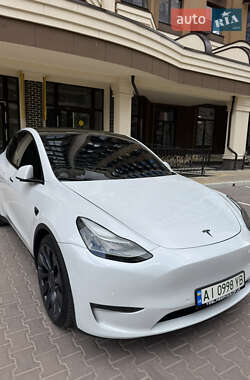 Tesla Model Y 2021
