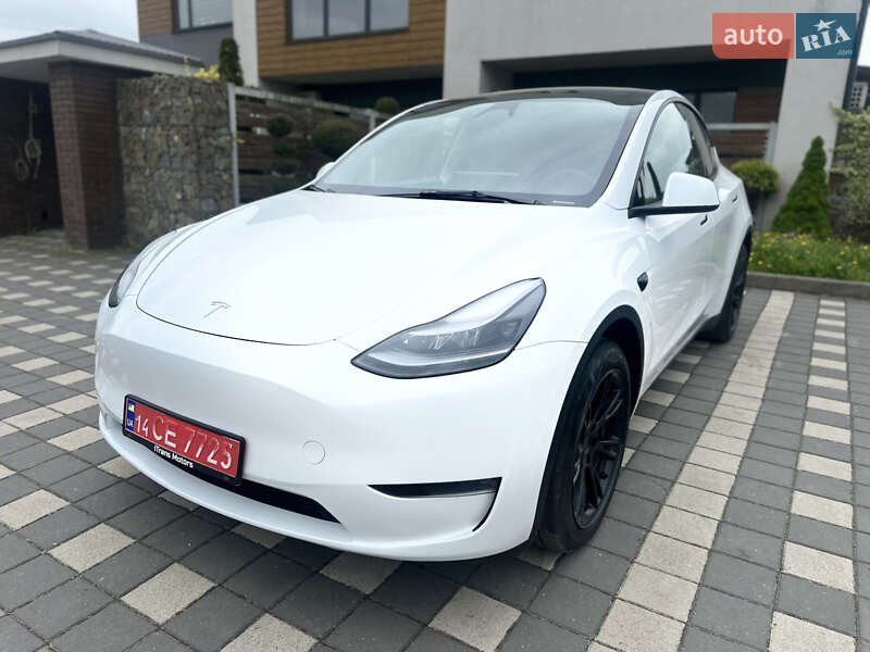 Позашляховик / Кросовер Tesla Model Y 2023 в Стрию