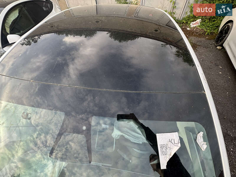 Внедорожник / Кроссовер Tesla Model Y 2021 в Ужгороде