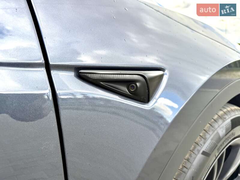 Позашляховик / Кросовер Tesla Model Y 2022 в Тернополі
