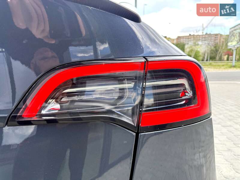 Позашляховик / Кросовер Tesla Model Y 2022 в Тернополі
