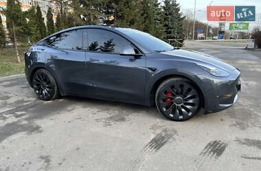 Внедорожник / Кроссовер Tesla Model Y 2022 в 