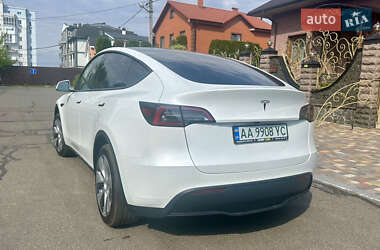 Внедорожник / Кроссовер Tesla Model Y 2023 в 