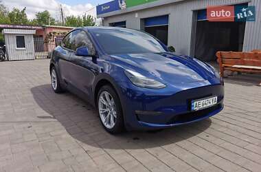 Внедорожник / Кроссовер Tesla Model Y 2024 в 