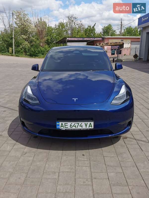 Внедорожник / Кроссовер Tesla Model Y 2024 в 