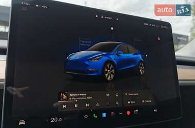 Внедорожник / Кроссовер Tesla Model Y 2024 в 