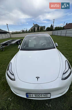 Позашляховик / Кросовер Tesla Model Y 2022 в 
