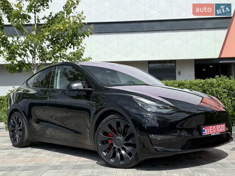 Внедорожник / Кроссовер Tesla Model Y 2023 в 