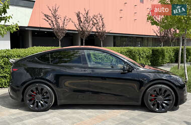Внедорожник / Кроссовер Tesla Model Y 2023 в 