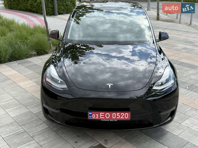 Внедорожник / Кроссовер Tesla Model Y 2023 в Киеве