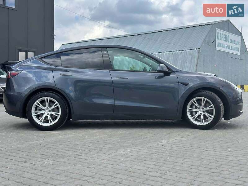 Позашляховик / Кросовер Tesla Model Y 2020 в Львові