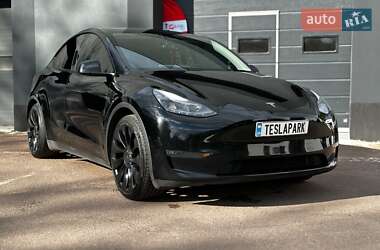 Позашляховик / Кросовер Tesla Model Y 2022 в 