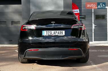 Позашляховик / Кросовер Tesla Model Y 2022 в 