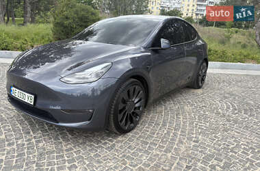 Позашляховик / Кросовер Tesla Model Y 2023 в 