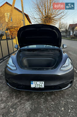 Позашляховик / Кросовер Tesla Model Y 2020 в 
