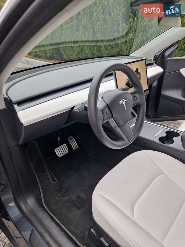 Внедорожник / Кроссовер Tesla Model Y 2022 в Днепре