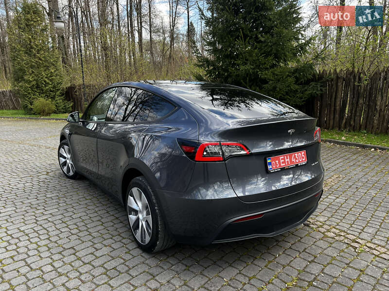 Позашляховик / Кросовер Tesla Model Y 2023 в Львові