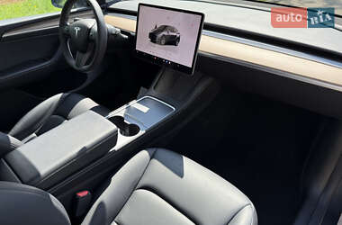Внедорожник / Кроссовер Tesla Model Y 2023 в 
