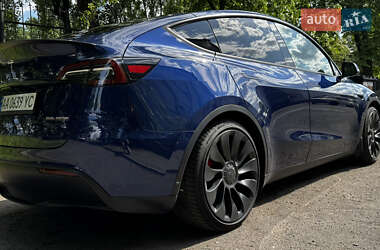 Внедорожник / Кроссовер Tesla Model Y 2022 в 