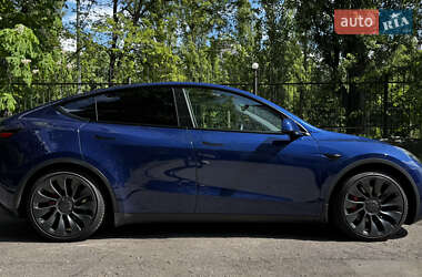 Внедорожник / Кроссовер Tesla Model Y 2022 в 