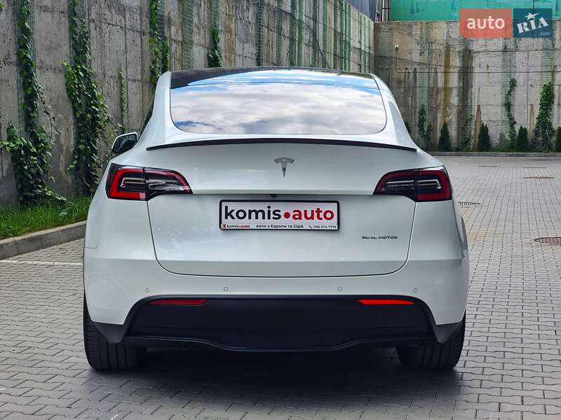 Позашляховик / Кросовер Tesla Model Y 2021 в Хмельницькому