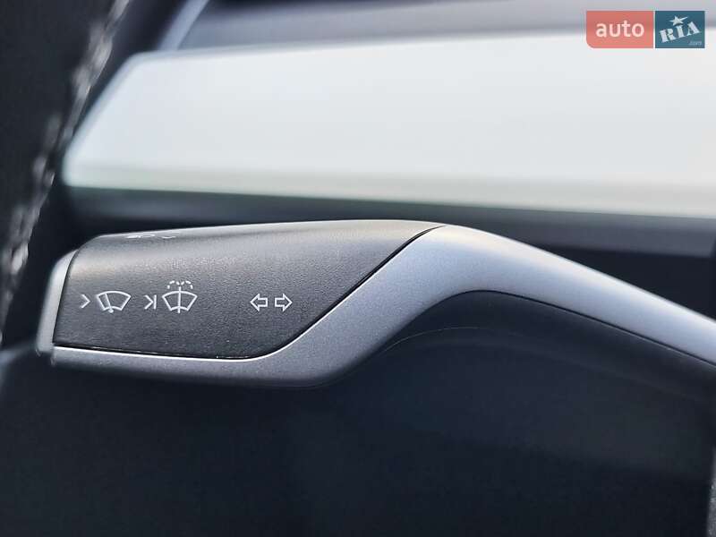 Позашляховик / Кросовер Tesla Model Y 2021 в Хмельницькому